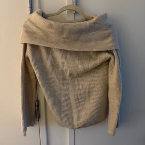 H&M beige off the shoulder sweater